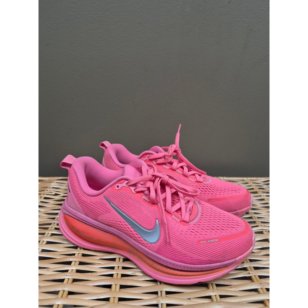 Nike Size 9 Women's Vomero 18 Pink ZoomX ReactX Running Shoes Sneakers Athletic